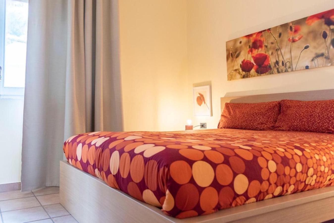 Blu Sun Apartment In Complesso Riva Del Sole 지오비나조 외부 사진