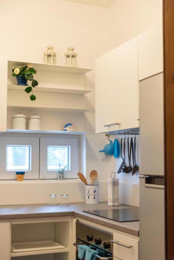 Blu Sun Apartment In Complesso Riva Del Sole 지오비나조 외부 사진